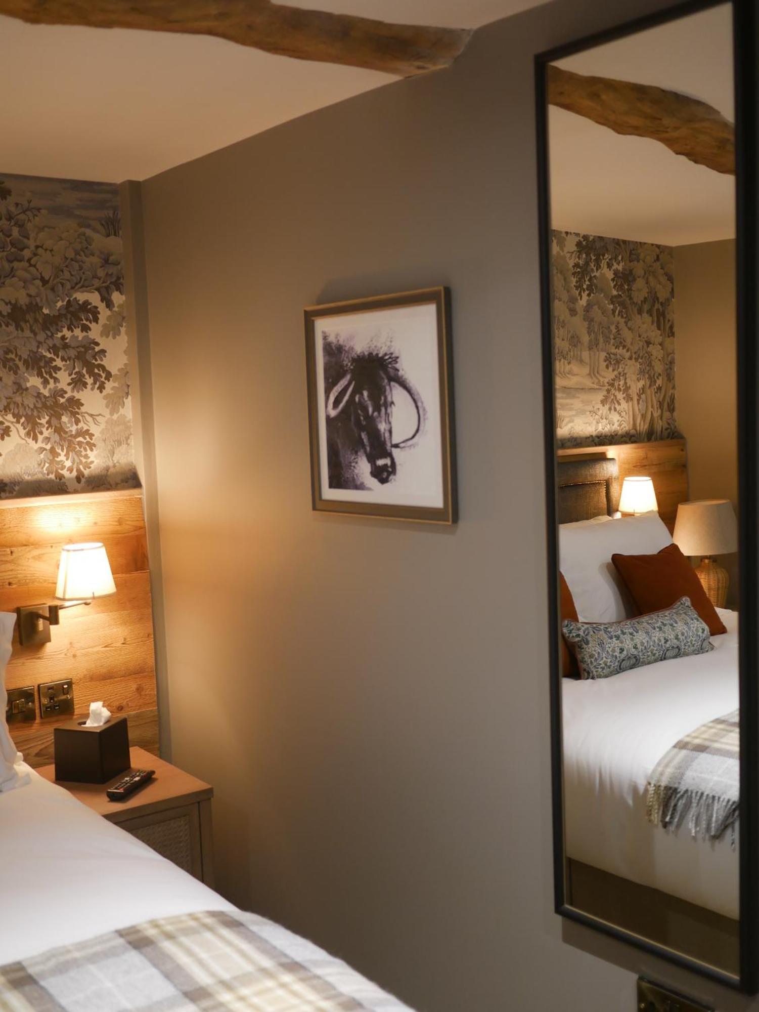Guest house Queens Head & Restaurant 4*