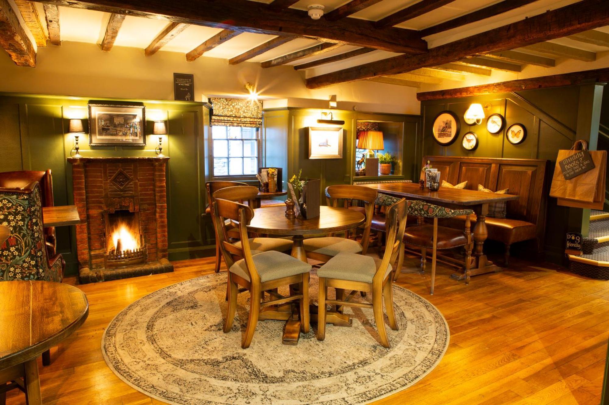 Guest house Queens Head & Restaurant 4*